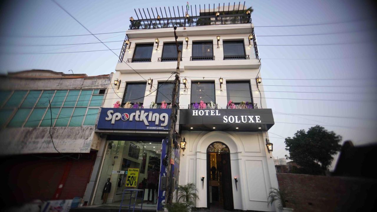 Hotel Soluxe Yamunānagar Extérieur photo